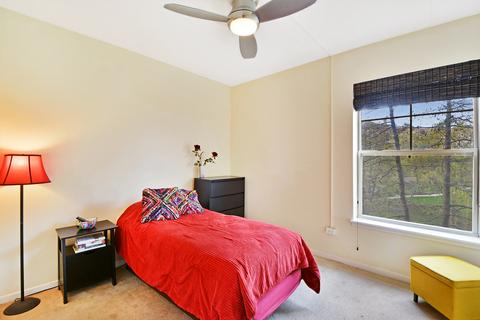715 Astor Ln #303, Wheeling, IL 60090 photo 18