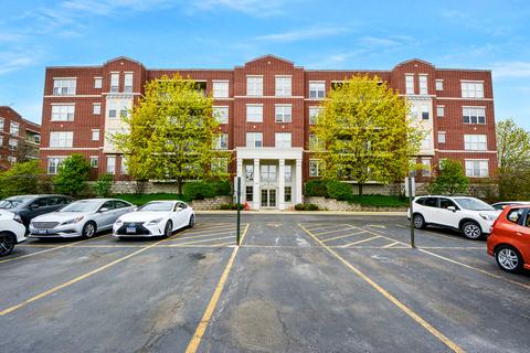 715 Astor Ln #303, Wheeling, IL 60090 photo 1