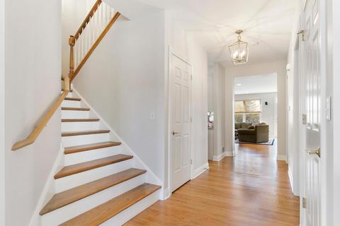 2999 Independence Ave, Glenview, IL 60026 photo 6