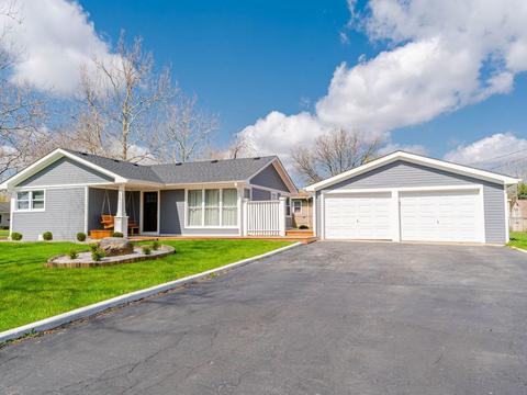 2206 Quail Ln, Rolling Meadows, IL 60008 photo 1