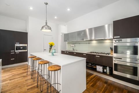 1516 S Halsted St, Chicago, IL 60607 photo 2
