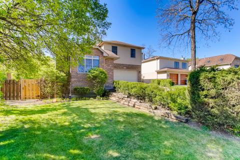 2109 E Seminole Ln, Mount Prospect, IL 60056 photo 2