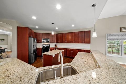26101 W Milestone Dr, Plainfield, IL 60585 photo 8