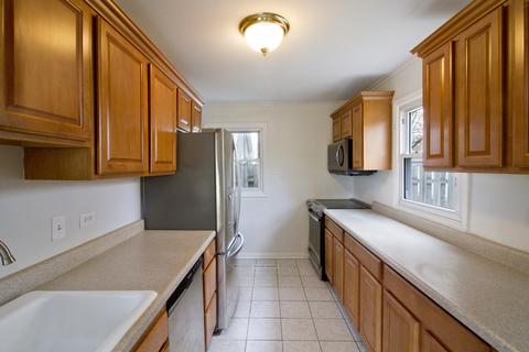 705 Dawes Ave, Wheaton, IL 60189 photo 5