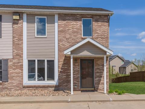 1112 Lockenvitz Ln #4, Bloomington, IL 61704 photo 1