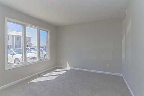 1112 Lockenvitz Ln #4, Bloomington, IL 61704 photo 13