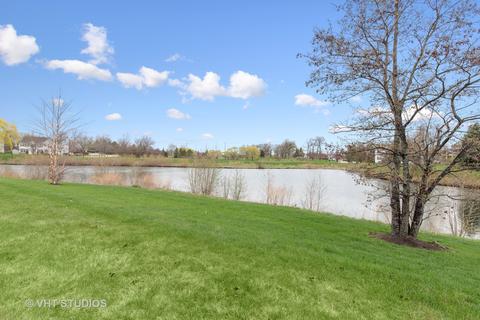 492 Heather Ct, Lindenhurst, IL 60046 photo 21