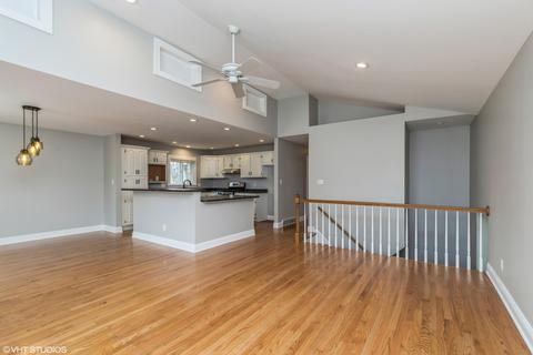 1300 Hillside Ln, Mchenry, IL 60051 photo 6