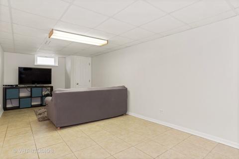 224 N Marion Ave, Bartlett, IL 60103 photo 15