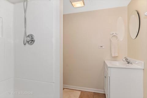 224 N Marion Ave, Bartlett, IL 60103 photo 17