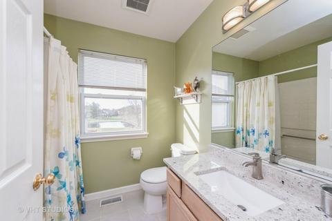 2016 Crooked Tree Ct, Mchenry, IL 60050 photo 11