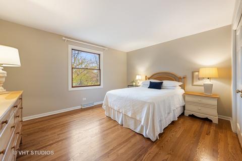 630 Maplewood Dr, Wheaton, IL 60189 photo 22