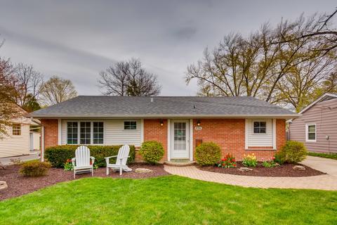 436 E Berry Rd, Barrington, IL 60010 photo 1
