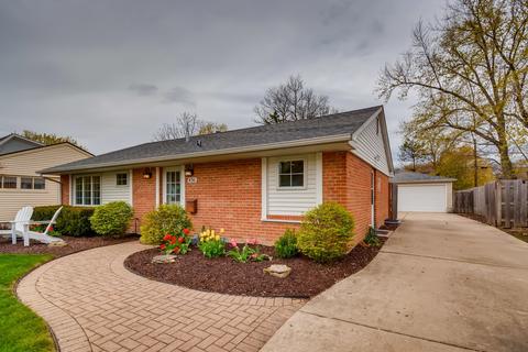436 E Berry Rd, Barrington, IL 60010 photo 3