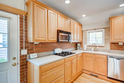 436 E Berry Rd, Barrington, IL 60010 photo 8