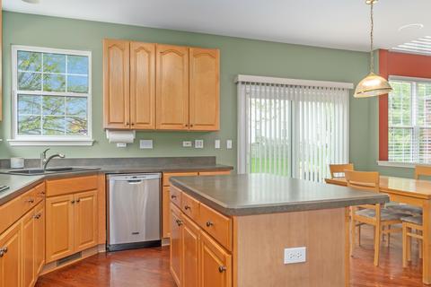 1403 Saddleridge Pl, Bartlett, IL 60103 photo 17