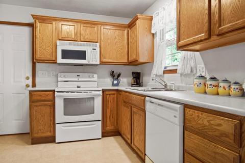 101 S Tipsord St, Arrowsmith, IL 61722 photo 9