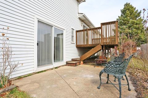 1689 Dover Ct, Hoffman Estates, IL 60192 photo 27