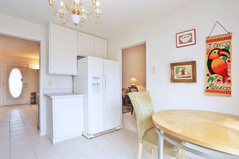 1689 Dover Ct, Hoffman Estates, IL 60192 photo 8