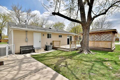 242 W Norman Ln, Wheeling, IL 60090 photo 41