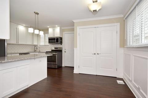 242 W Norman Ln, Wheeling, IL 60090 photo 7