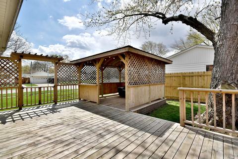 242 W Norman Ln, Wheeling, IL 60090 photo 46