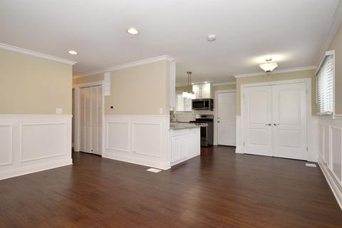 242 W Norman Ln, Wheeling, IL 60090 photo 6