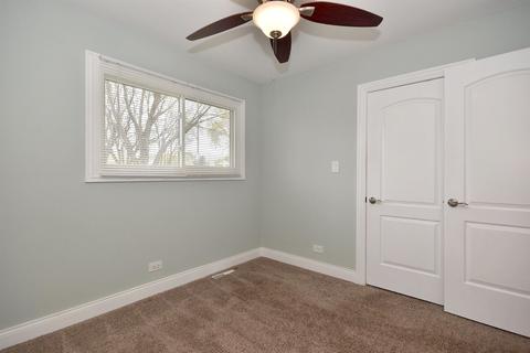 242 W Norman Ln, Wheeling, IL 60090 photo 24
