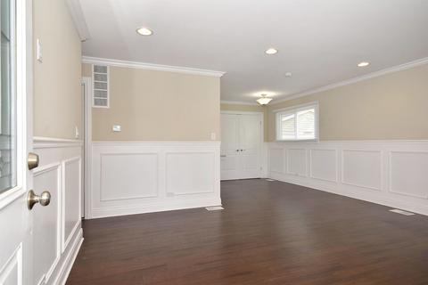 242 W Norman Ln, Wheeling, IL 60090 photo 3