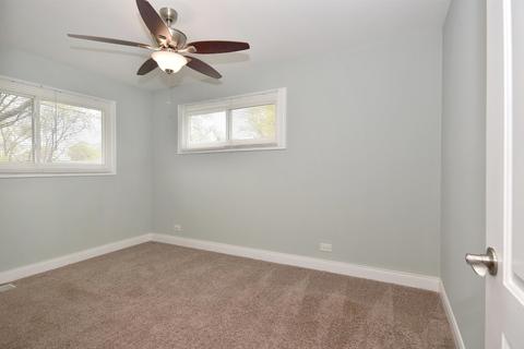 242 W Norman Ln, Wheeling, IL 60090 photo 31
