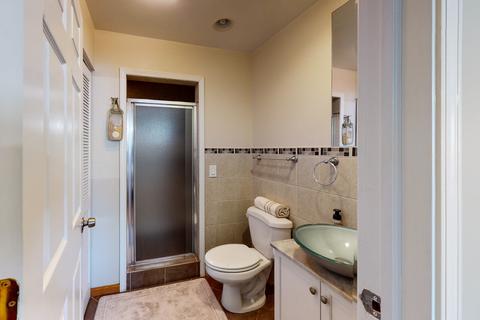 8850 Dee Rd, Des Plaines, IL 60016 photo 5