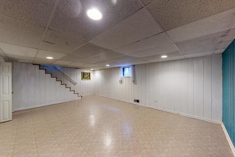 8850 Dee Rd, Des Plaines, IL 60016 photo 26