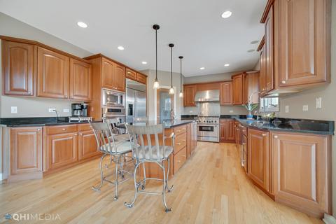 41 W555 Silvana Dr, Elgin, IL 60124 photo 3