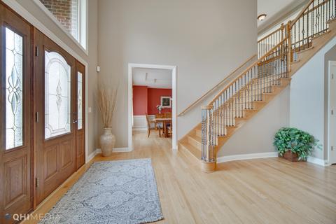41 W555 Silvana Dr, Elgin, IL 60124 photo 11