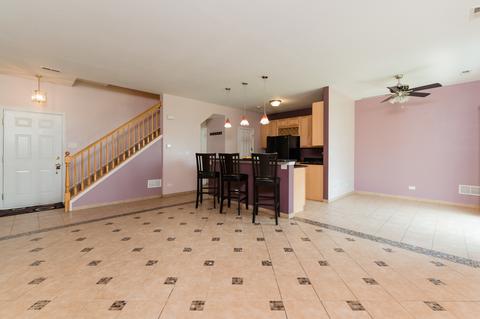 2645 Williamsburg Dr, Algonquin, IL 60102 photo 3
