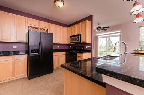 2645 Williamsburg Dr, Algonquin, IL 60102 photo 5