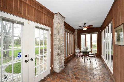 1301 Mccarthy Rd, Lemont, IL 60439 photo 4