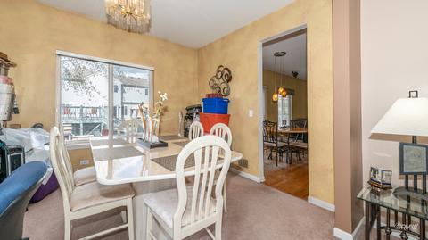 228 Norwich Dr, Bartlett, IL 60103 photo 7