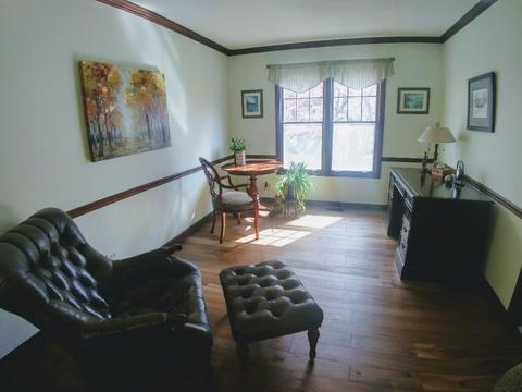 1927 Howard St, Wheaton, IL 60187 photo 8