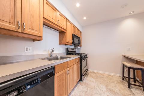 5400 Carriageway Dr #304, Rolling Meadows, IL 60008 photo 9