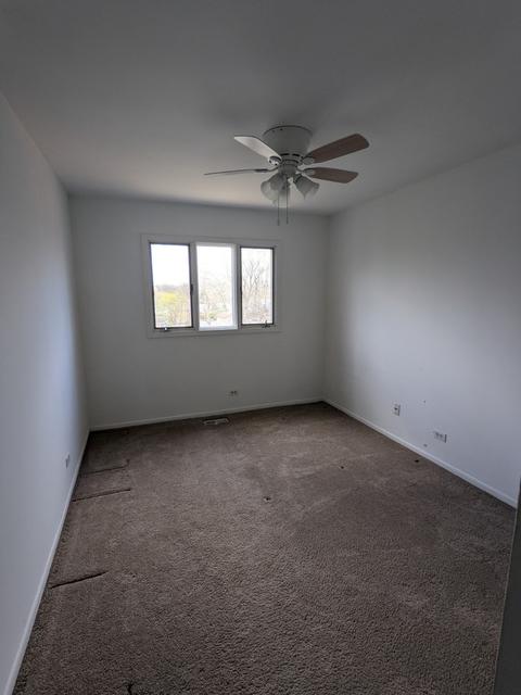 424 Castle Rd, Mchenry, IL 60050 photo 9