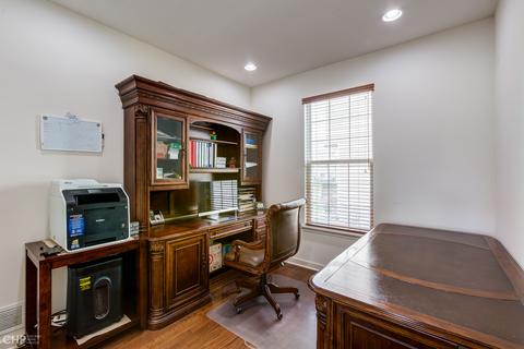2100 Edgartown Ln, Hoffman Estates, IL 60192 photo 16