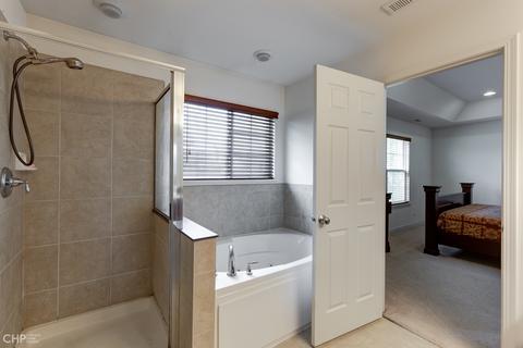 2100 Edgartown Ln, Hoffman Estates, IL 60192 photo 23