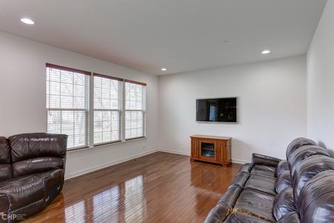 2100 Edgartown Ln, Hoffman Estates, IL 60192 photo 15