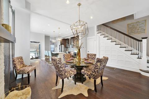 422 E 49th St, Chicago, IL 60615 photo 10