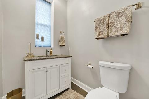 422 E 49th St, Chicago, IL 60615 photo 13