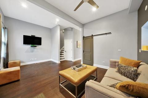 422 E 49th St, Chicago, IL 60615 photo 30