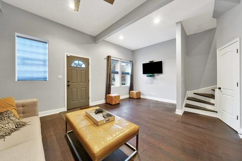 422 E 49th St, Chicago, IL 60615 photo 29