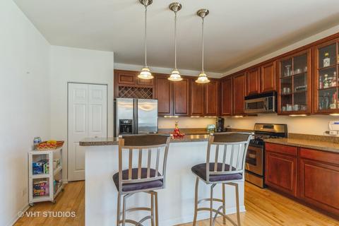340 Tracy Ln, Elgin, IL 60124 photo 9