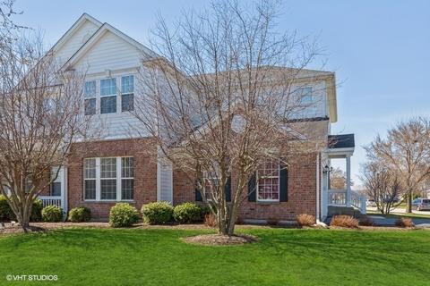 340 Tracy Ln, Elgin, IL 60124 photo 1